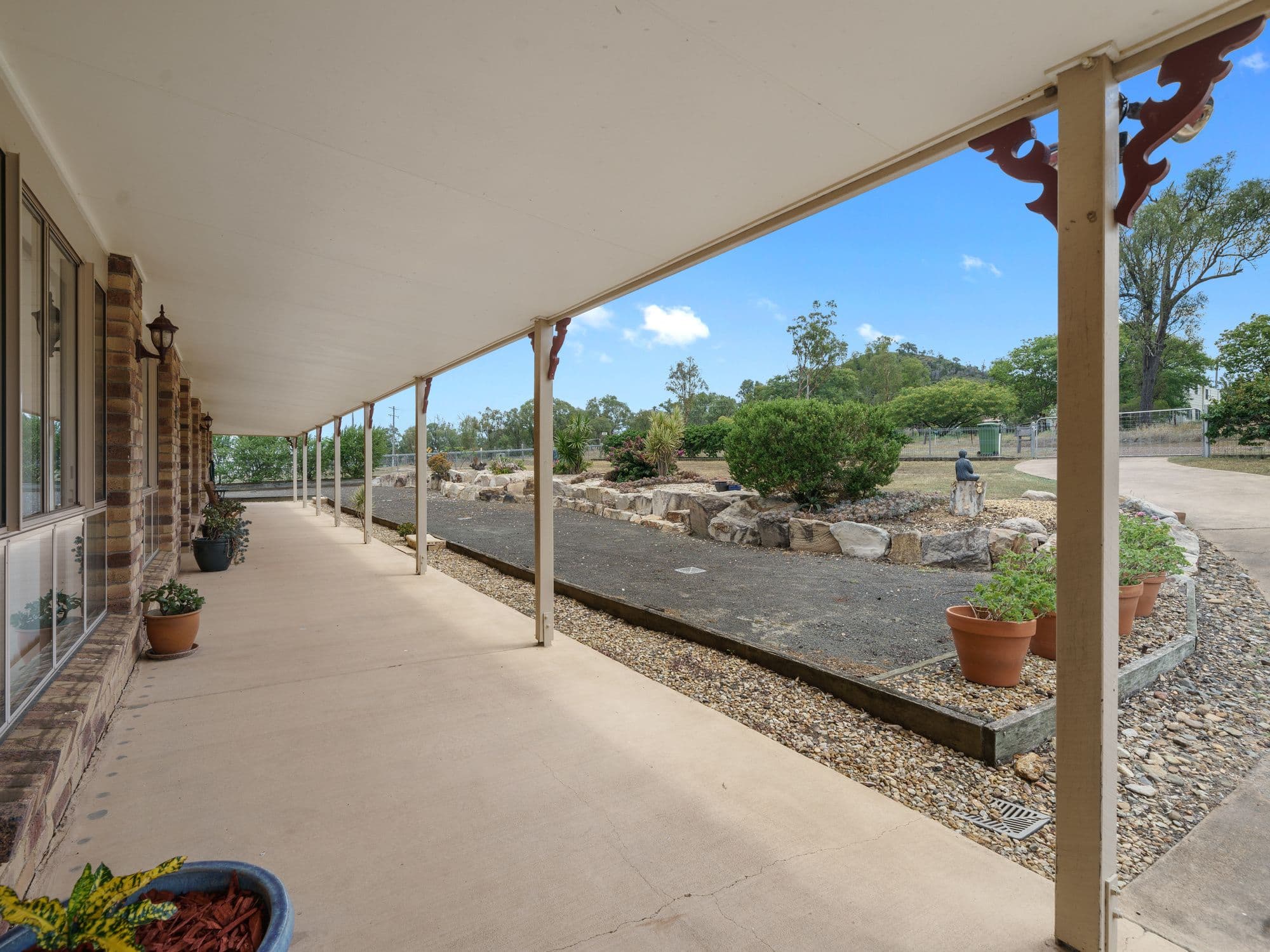 9 Memorial Avenue, Emerald VIC 3782, Emerald - Thumbnail 2
