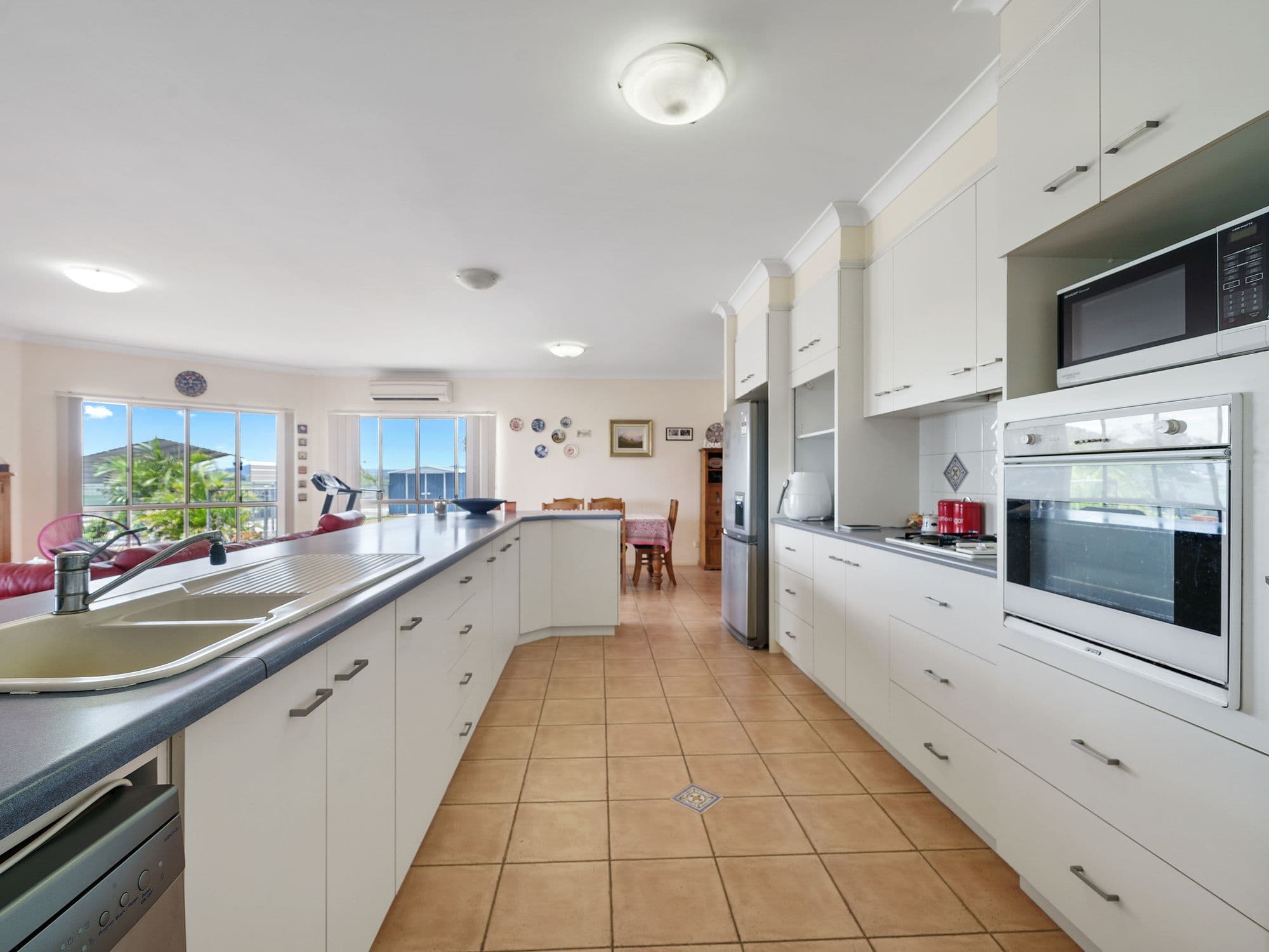 9 Memorial Avenue, Emerald VIC 3782, Emerald - Thumbnail 5