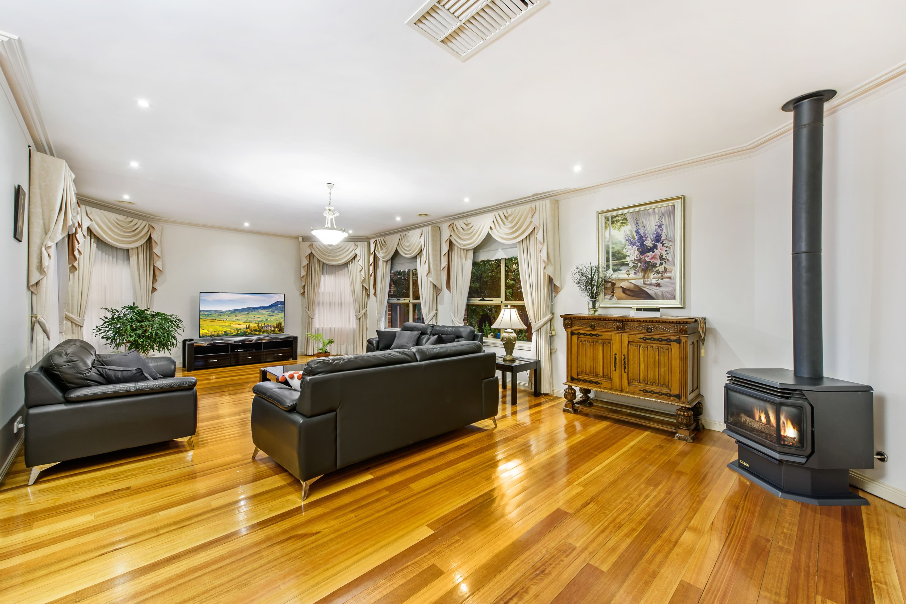 6 Shannon Way, Sydenham VIC 3037, Sydenham - Thumbnail 6