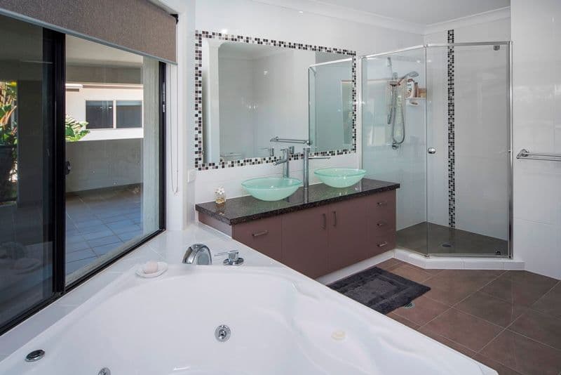 90 Southaven Drive, River Links, HELENSVALE QLD 4212, Helensvale - Thumbnail 4