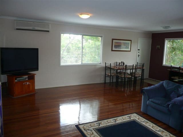23 Lenore Crescent, SPRINGWOOD QLD 4127, Springwood - Thumbnail 2