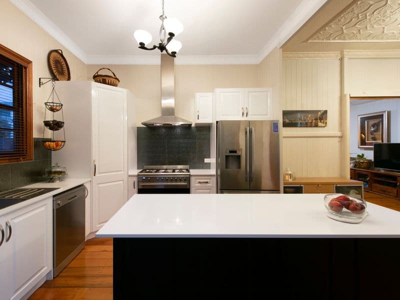 12 Goldsworthy Avenue, Hamilton QLD 4007, Hamilton - Thumbnail 8