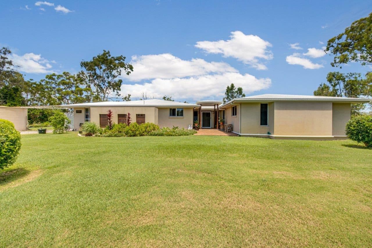 26 Handley Drive, Boyne Island QLD 4680, Boyne Island - Thumbnail 3