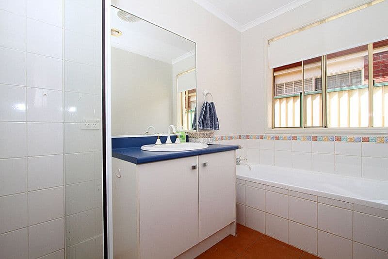 16  Wallaby Walk, SOUTH MORANG VIC 3752, South Morang - Thumbnail 7