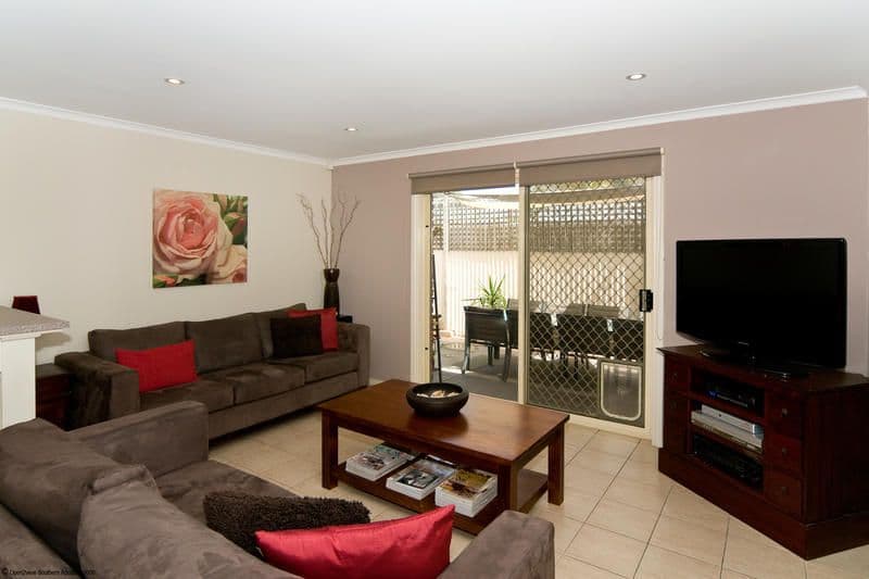 38 Phoenix Circuit, Wollert, VIC, 3750, Wollert - Thumbnail 5