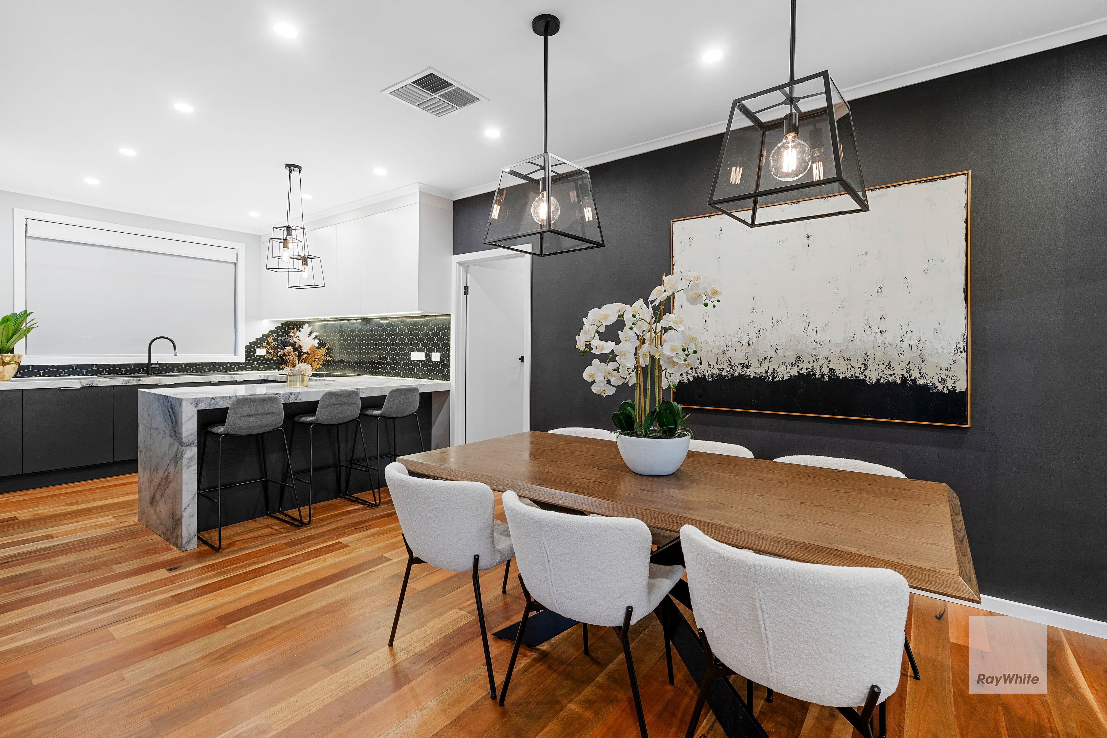 10 Barnard Court, Epping VIC 3076, Epping - Thumbnail 4