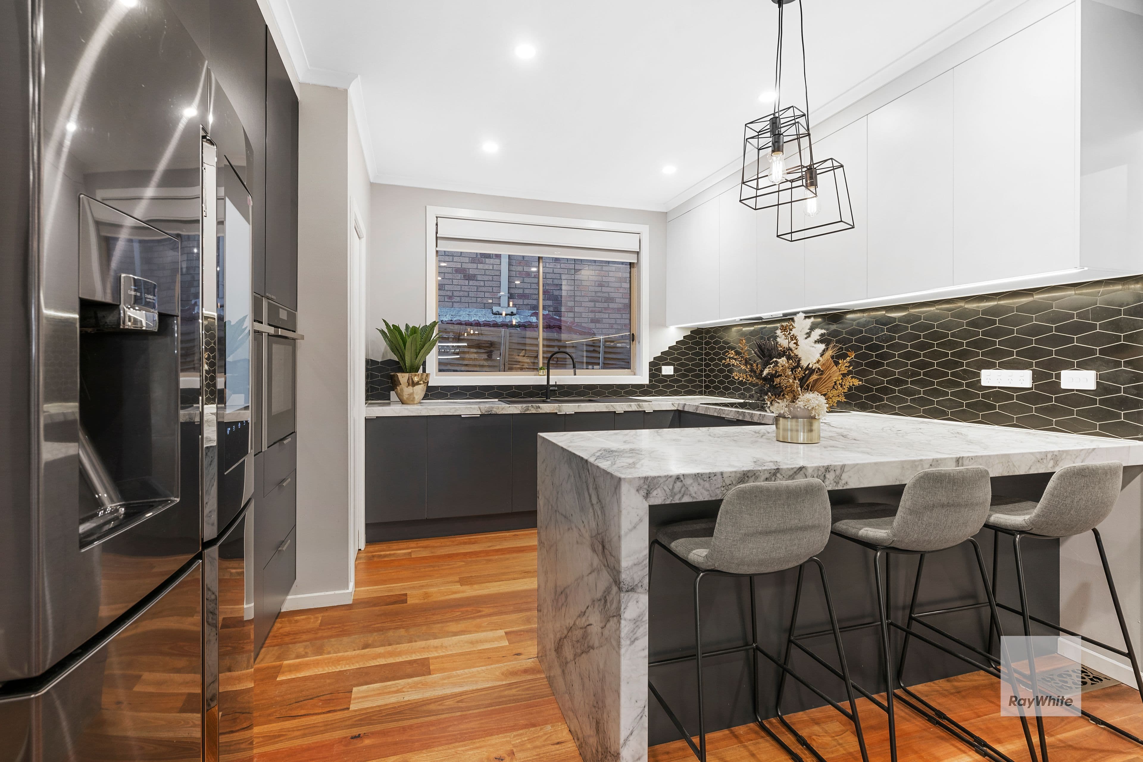 10 Barnard Court, Epping VIC 3076, Epping - Thumbnail 6