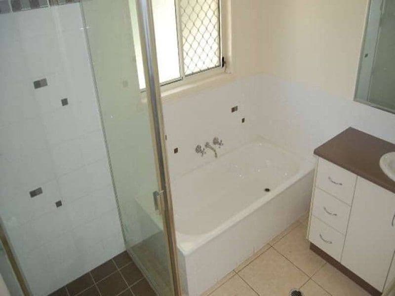 4 Battye Street, BASIN POCKET QLD 4305, Basin Pocket - Thumbnail 5