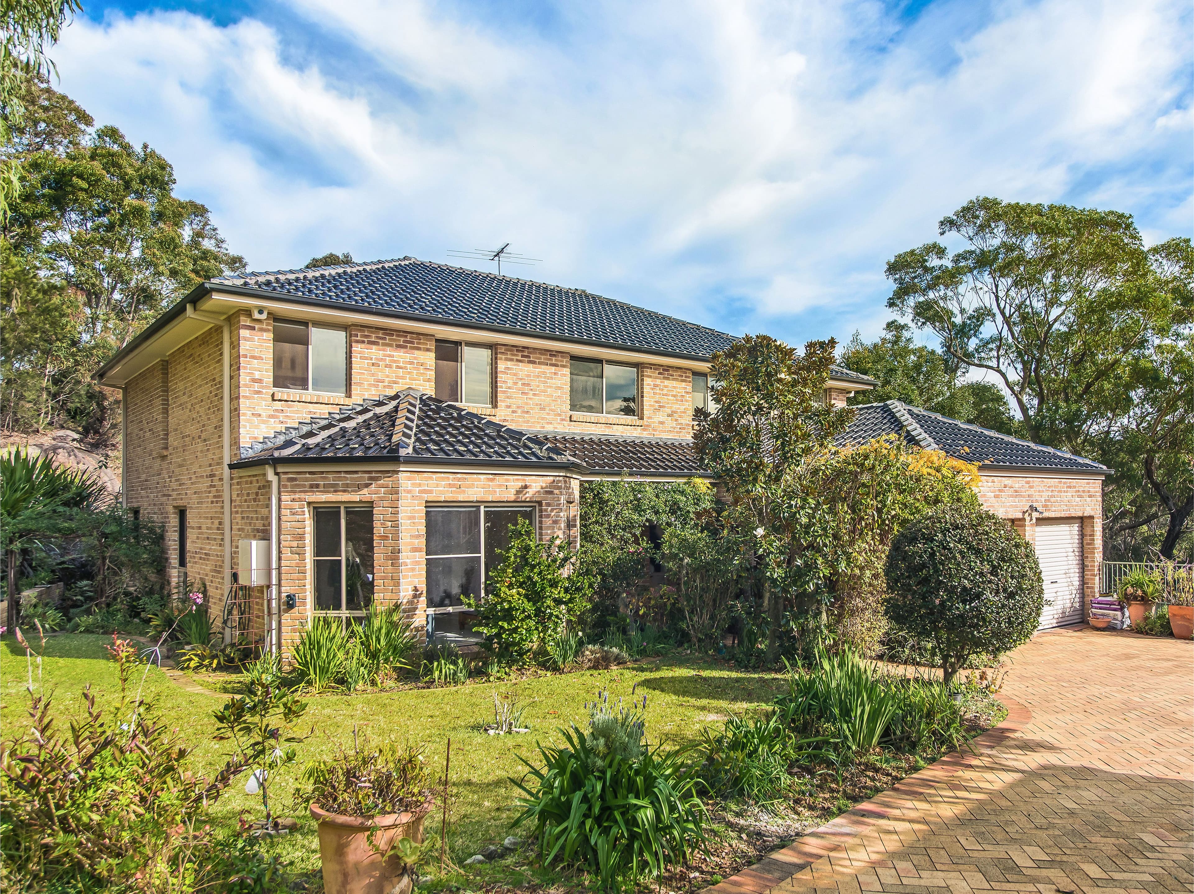 50 Laurina Avenue, Helensburgh - Image 1
