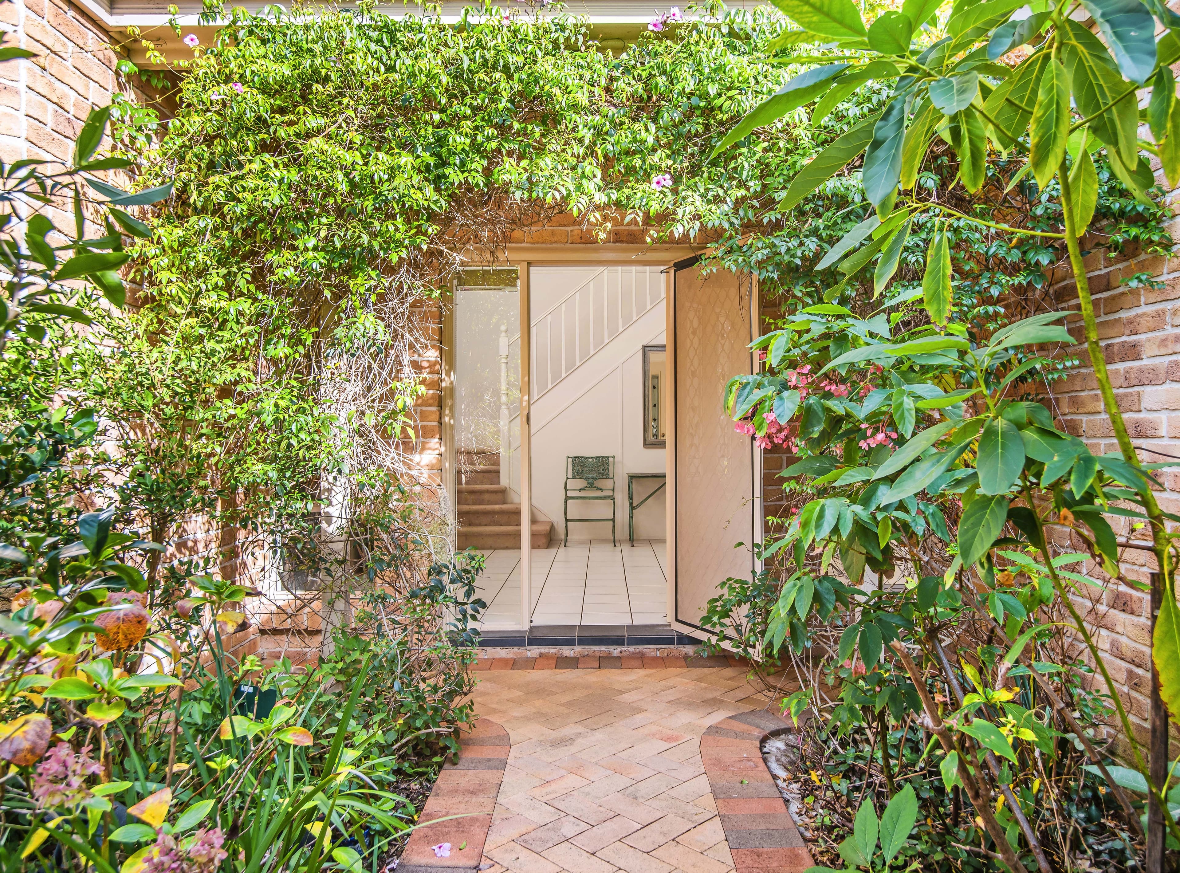 50 Laurina Avenue, Helensburgh - Thumbnail 2