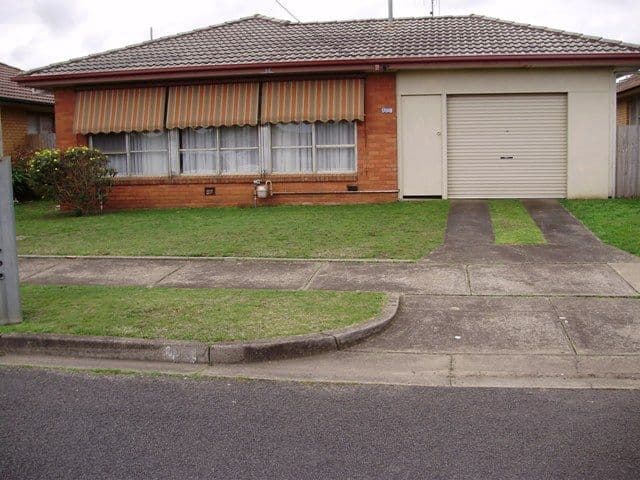 998 Raglan Parade, WARRNAMBOOL VIC 3280, Warrnambool - Image 1