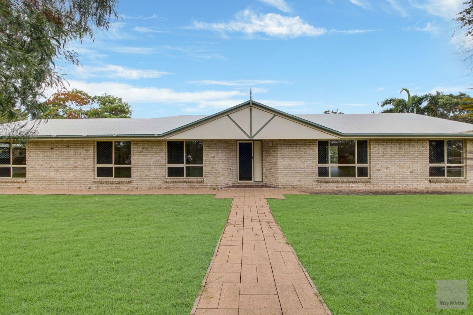 22 Fred Lawn Drive, Yeppoon QLD 4703, Yeppoon - Thumbnail 4