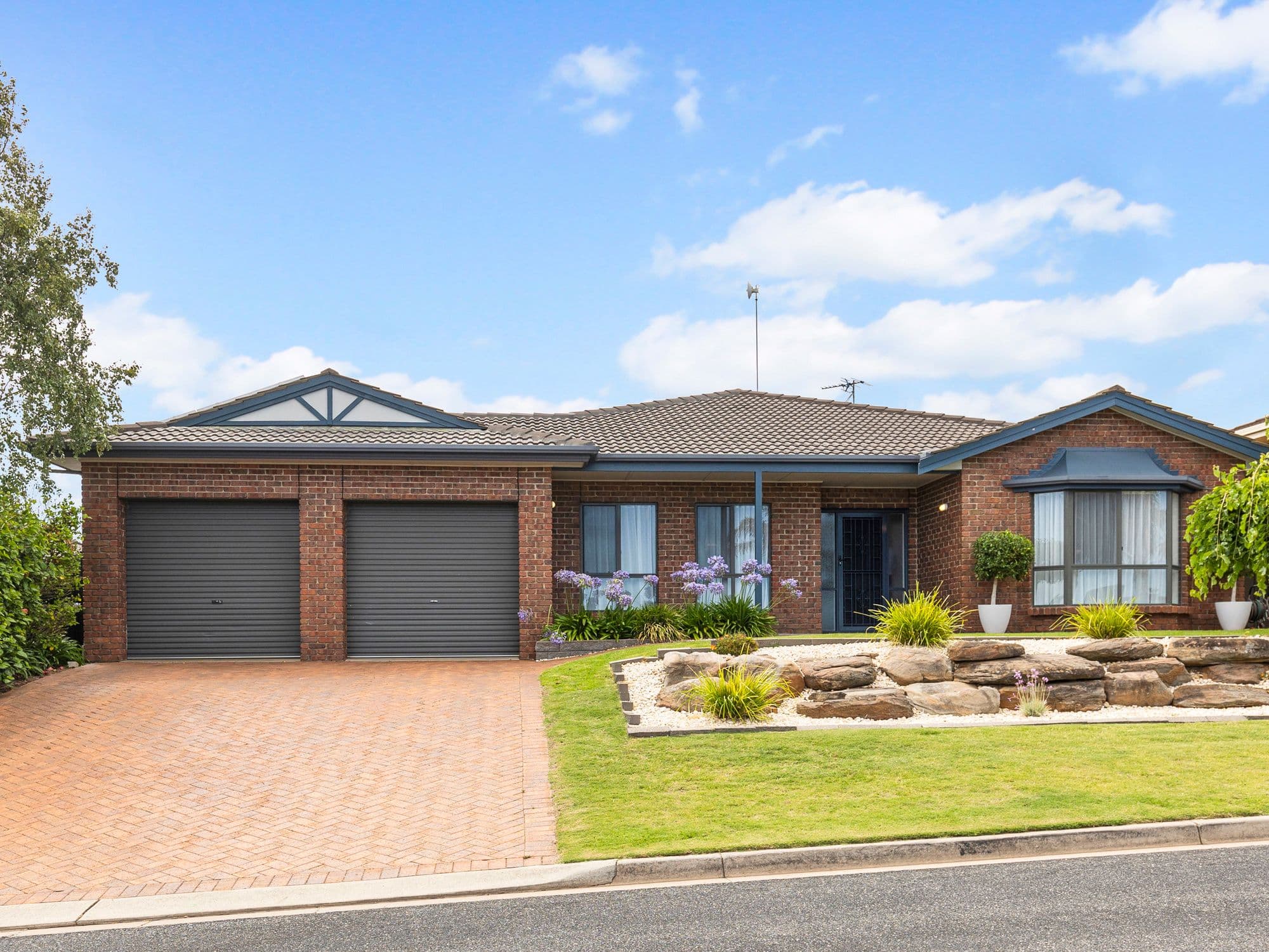 20 Alfonso Drive, Hallett Cove SA 5158, Hallett Cove - Image 1