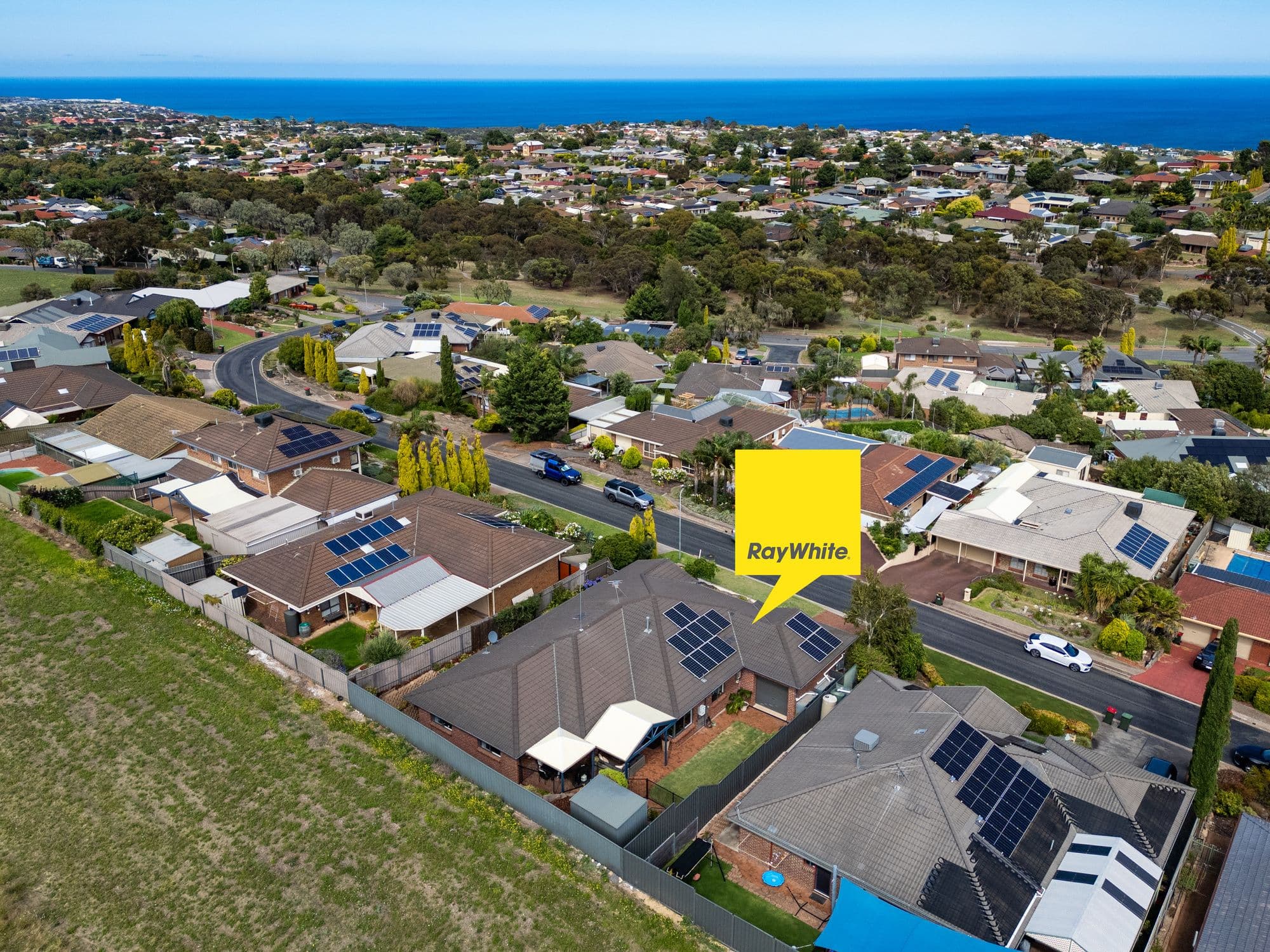 20 Alfonso Drive, Hallett Cove SA 5158, Hallett Cove - Thumbnail 3