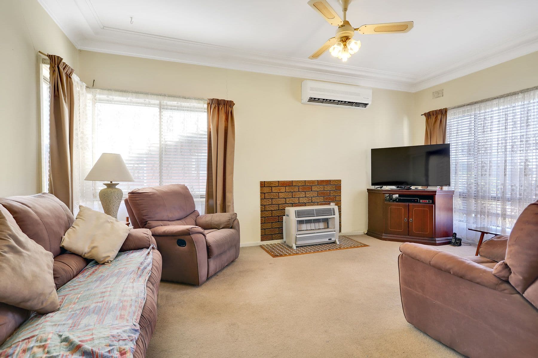 26 Damien Avenue, Greystanes NSW 2145, Greystanes - Thumbnail 6