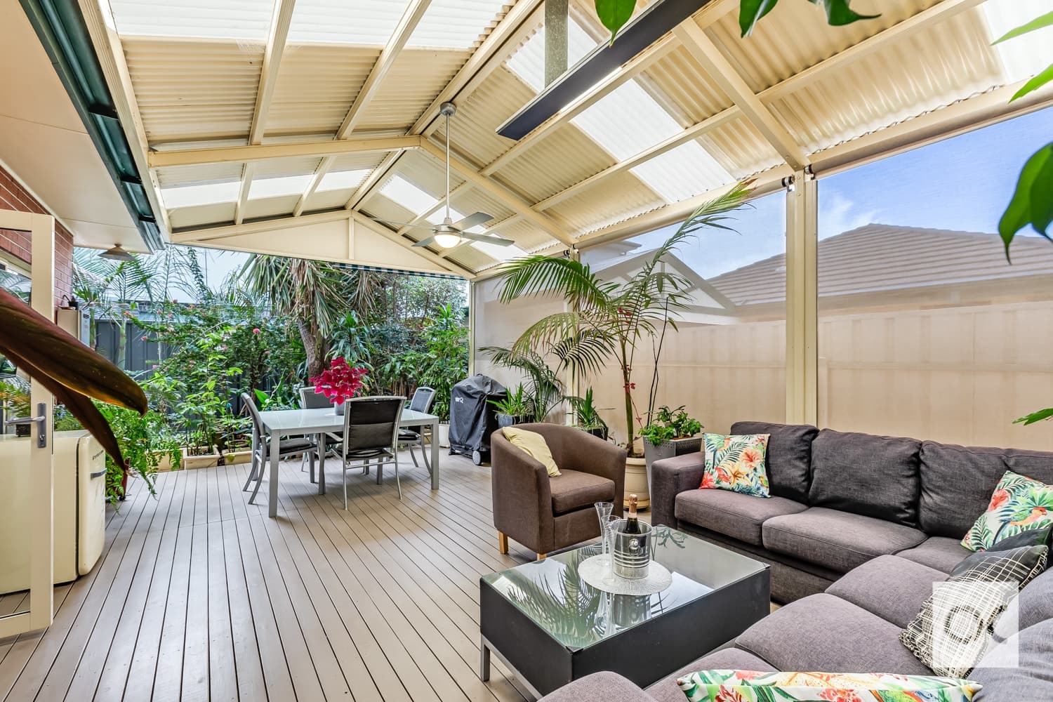 1/122 Bower Road, Semaphore Park - Image 1