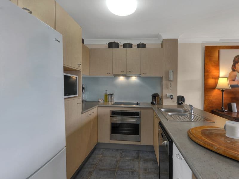 69 Coonan Street, Indooroopilly QLD 4068, Indooroopilly - Thumbnail 6