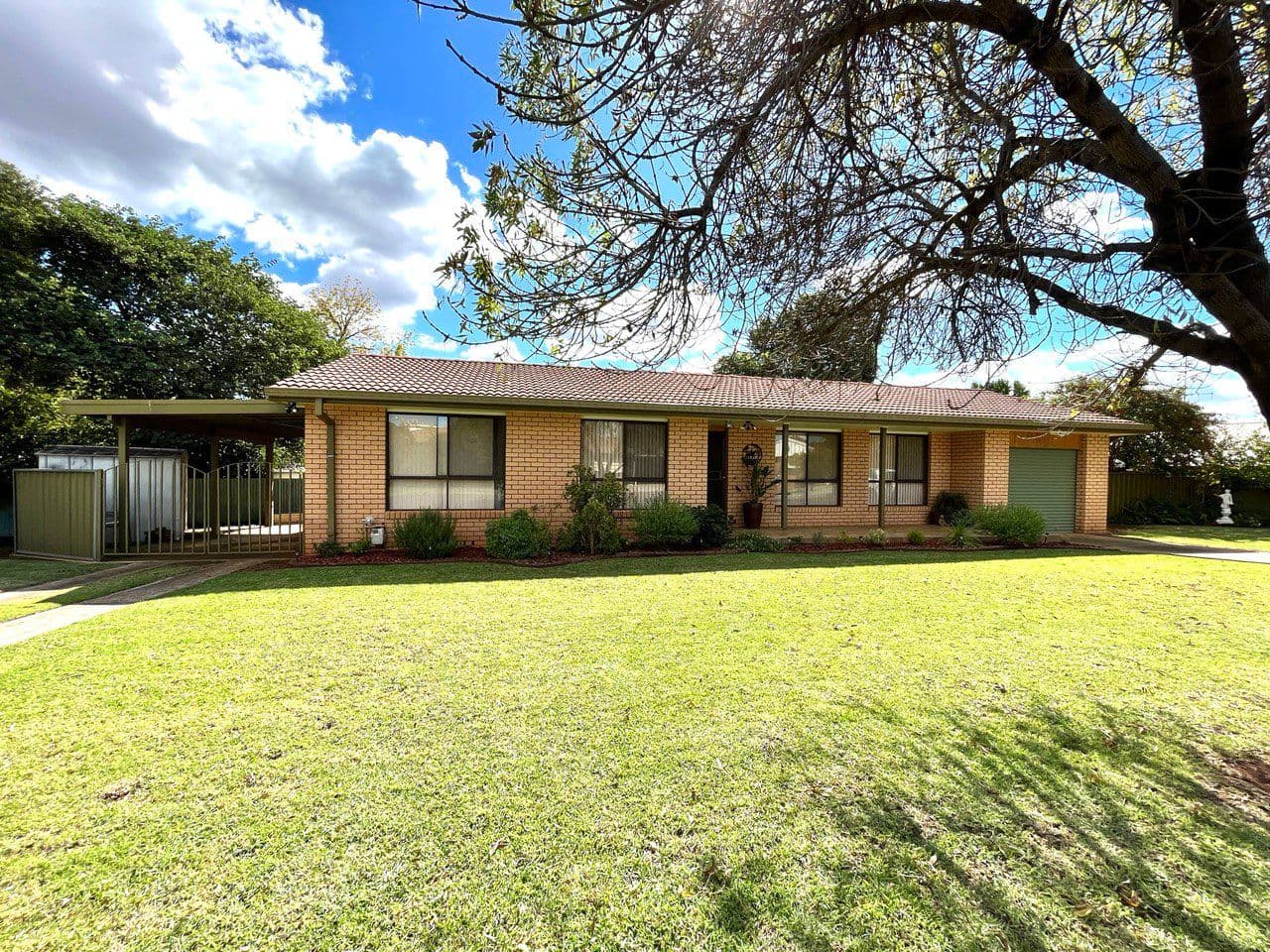 2 Blue Gum Street, Forbes NSW 2871, Forbes - Image 1