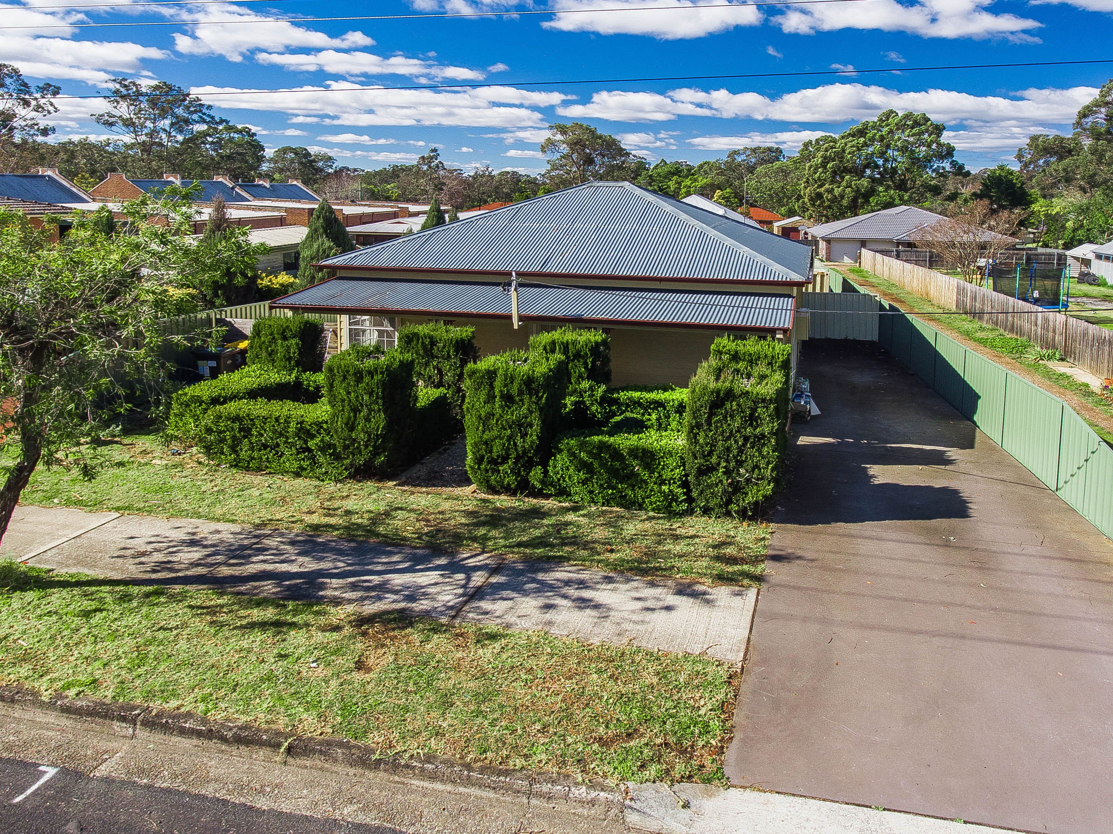 385 Thirlmere Way, Thirlmere - Thumbnail 3