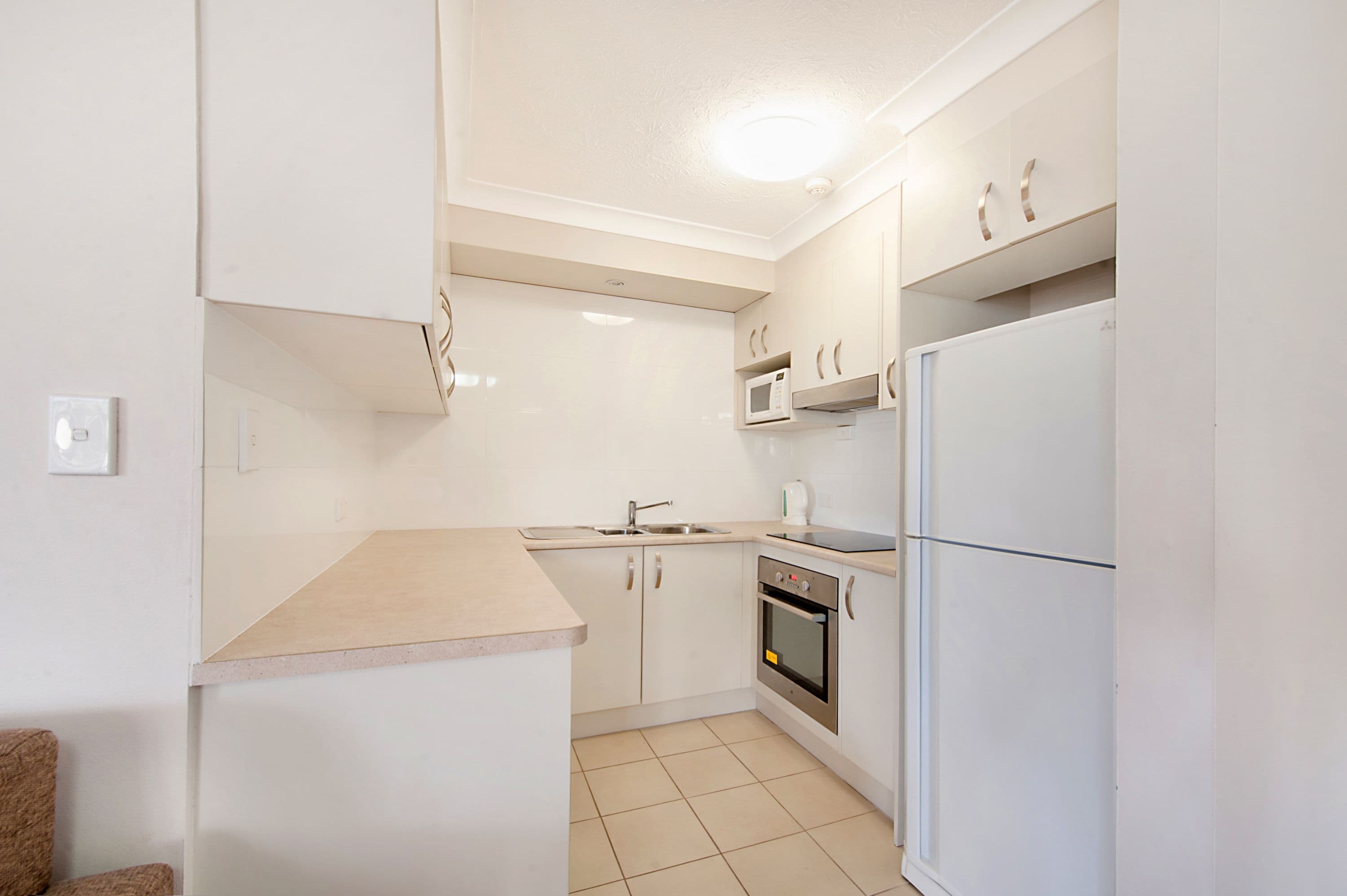38 Orchid Avenue, Surfers Paradise QLD 4217, Surfers Paradise - Thumbnail 4