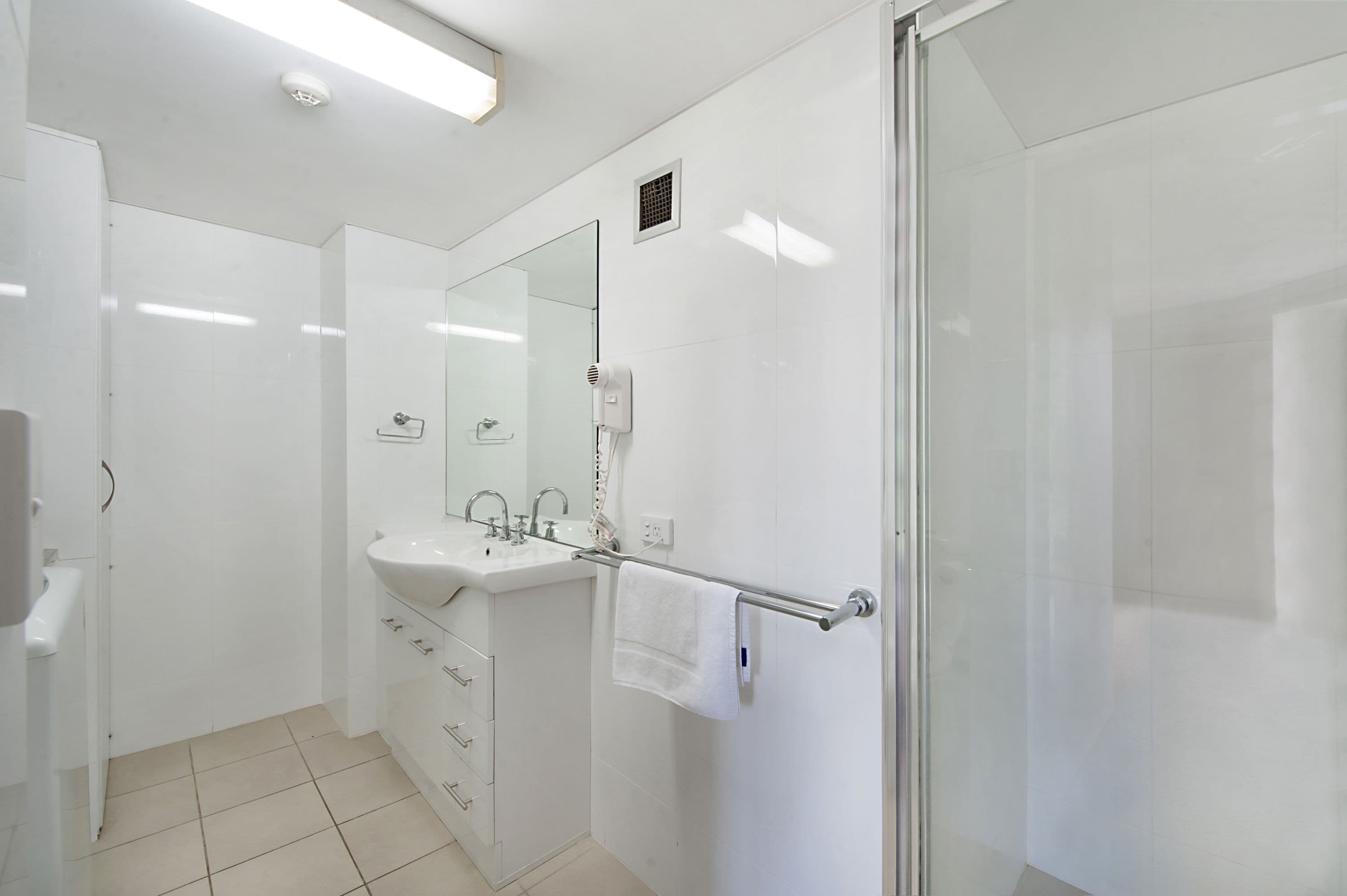 38 Orchid Avenue, Surfers Paradise QLD 4217, Surfers Paradise - Thumbnail 6