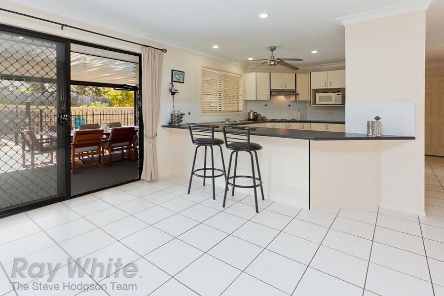 2 Bellevue Place, SPRINGFIELD LAKES QLD 4300, Springfield Lakes - Thumbnail 2