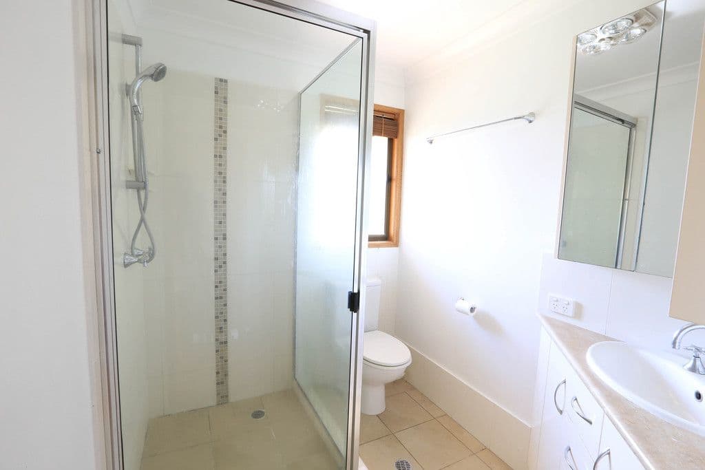 27 Linora Drive, Gowrie Mountain QLD 4350, Gowrie Mountain - Thumbnail 6