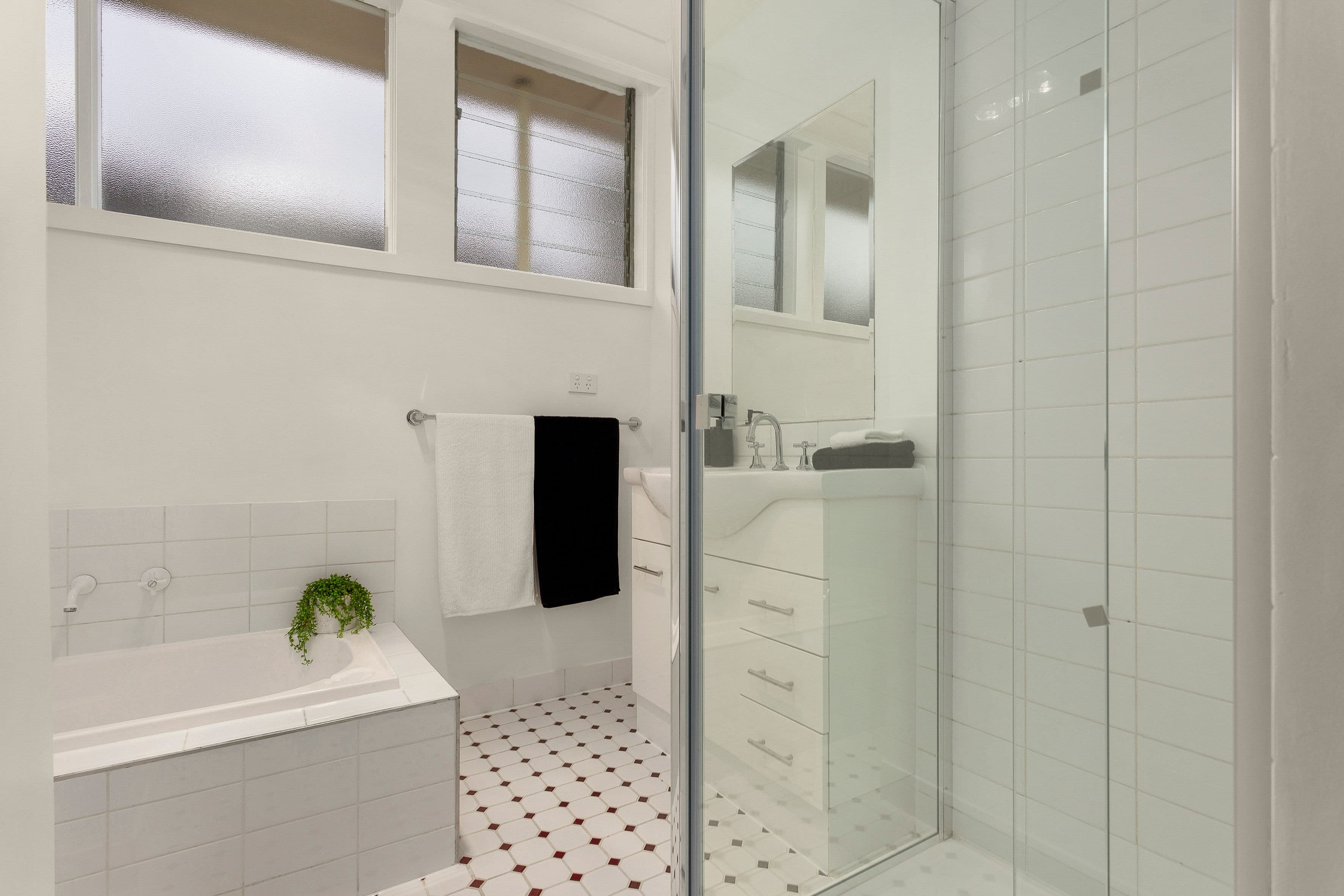 46 Locksley Road, Ivanhoe VIC 3079, Ivanhoe - Thumbnail 8