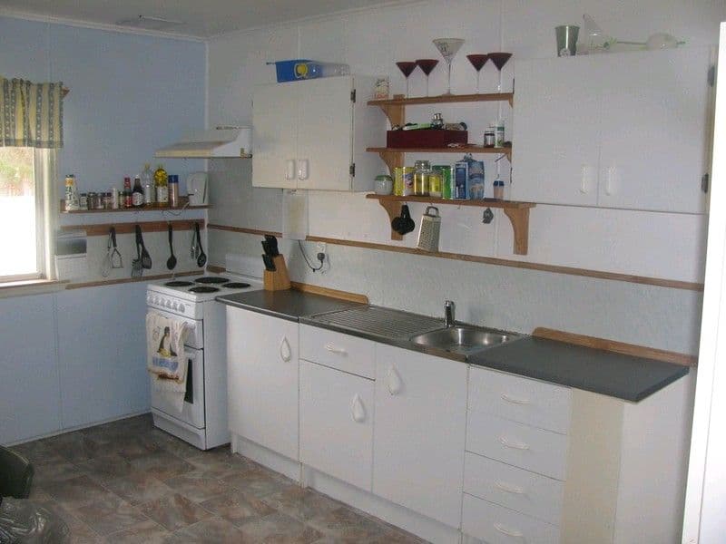 17 Gleeson Street, CROWS NEST QLD 4355, Crows Nest - Thumbnail 2