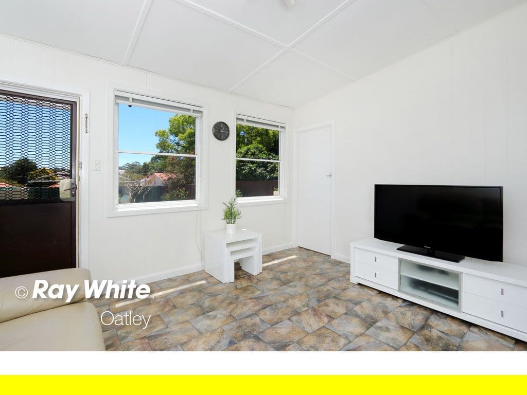 119 Hillcrest Avenue, Hurstville Grove - Thumbnail 5