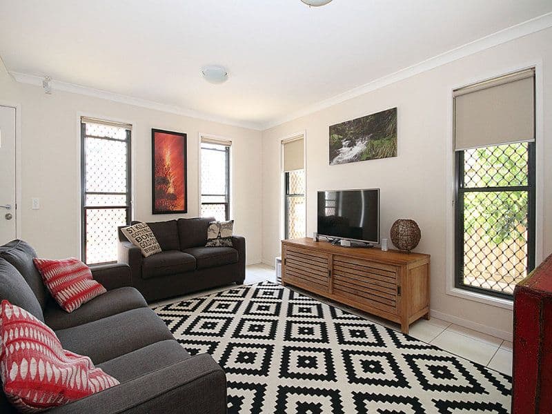 39-41 Ariel Avenue, Kingston QLD 4114, Kingston - Thumbnail 3
