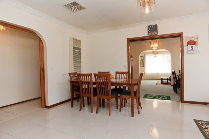 69 Barry Road, THOMASTOWN VIC 3074, Thomastown - Thumbnail 4