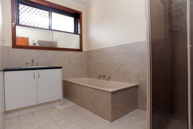 69 Barry Road, THOMASTOWN VIC 3074, Thomastown - Thumbnail 7