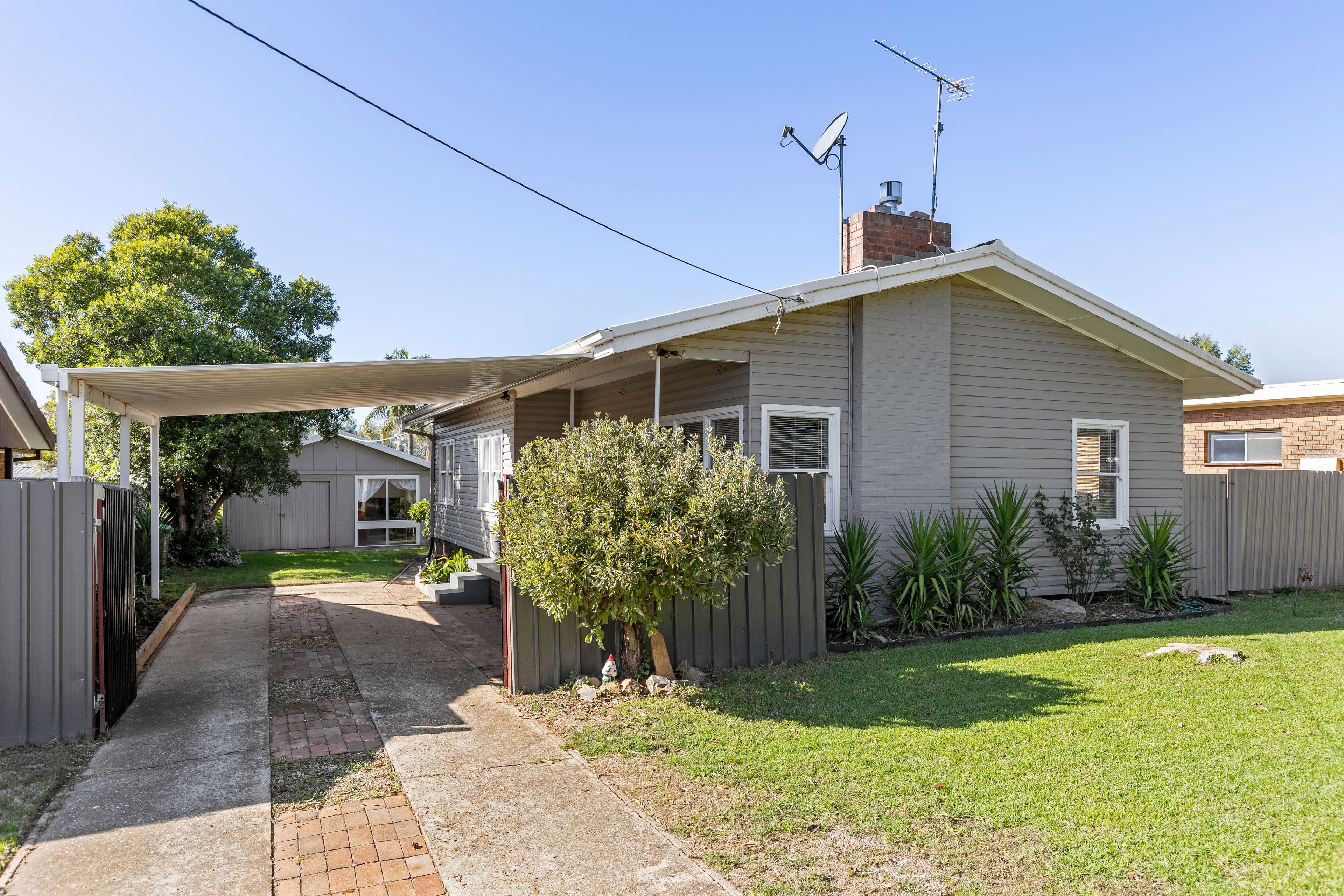 51 Inglis Street, Lake Albert NSW 2650, Lake Albert - Image 1