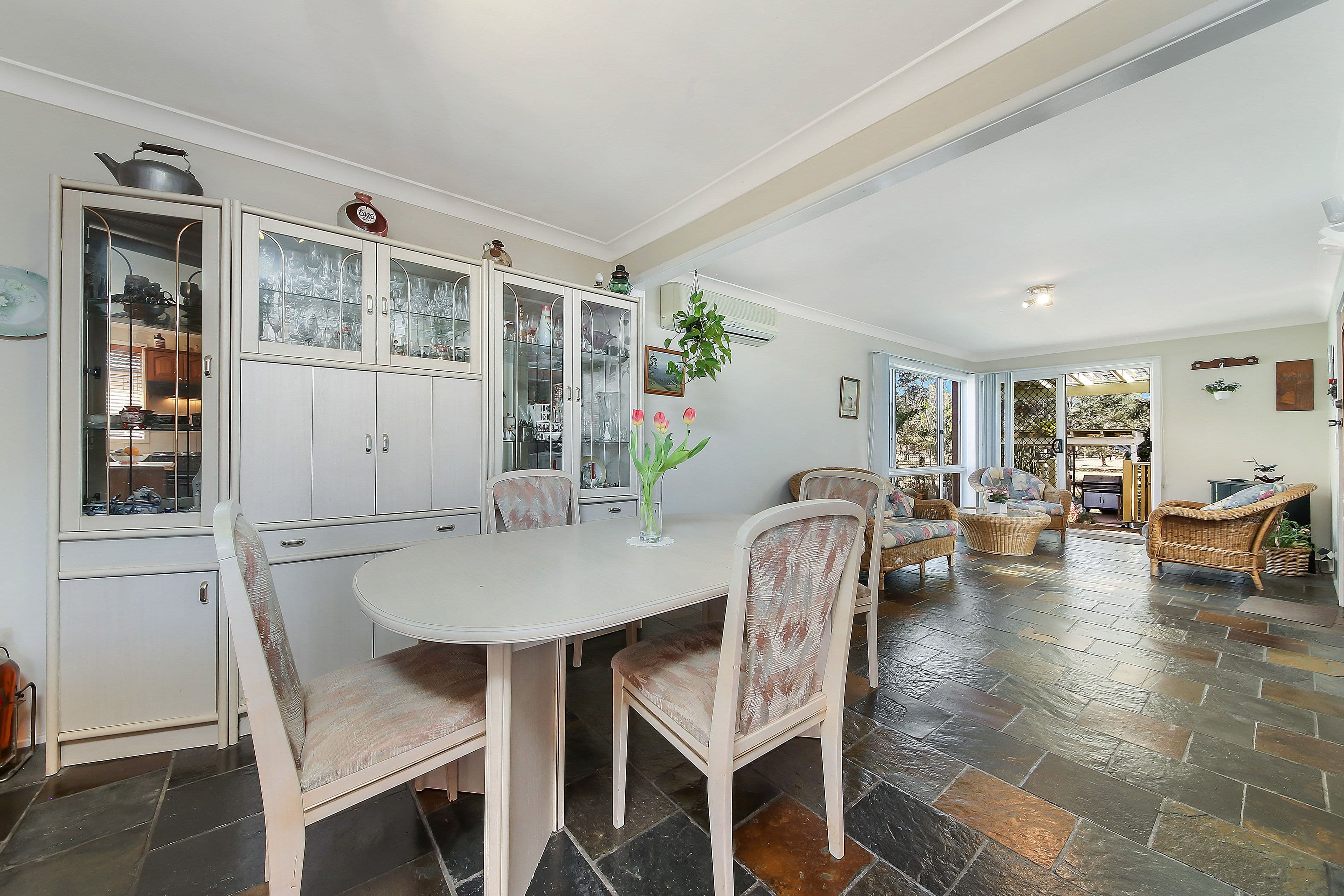 9 Raleigh Road, Milperra - Thumbnail 3