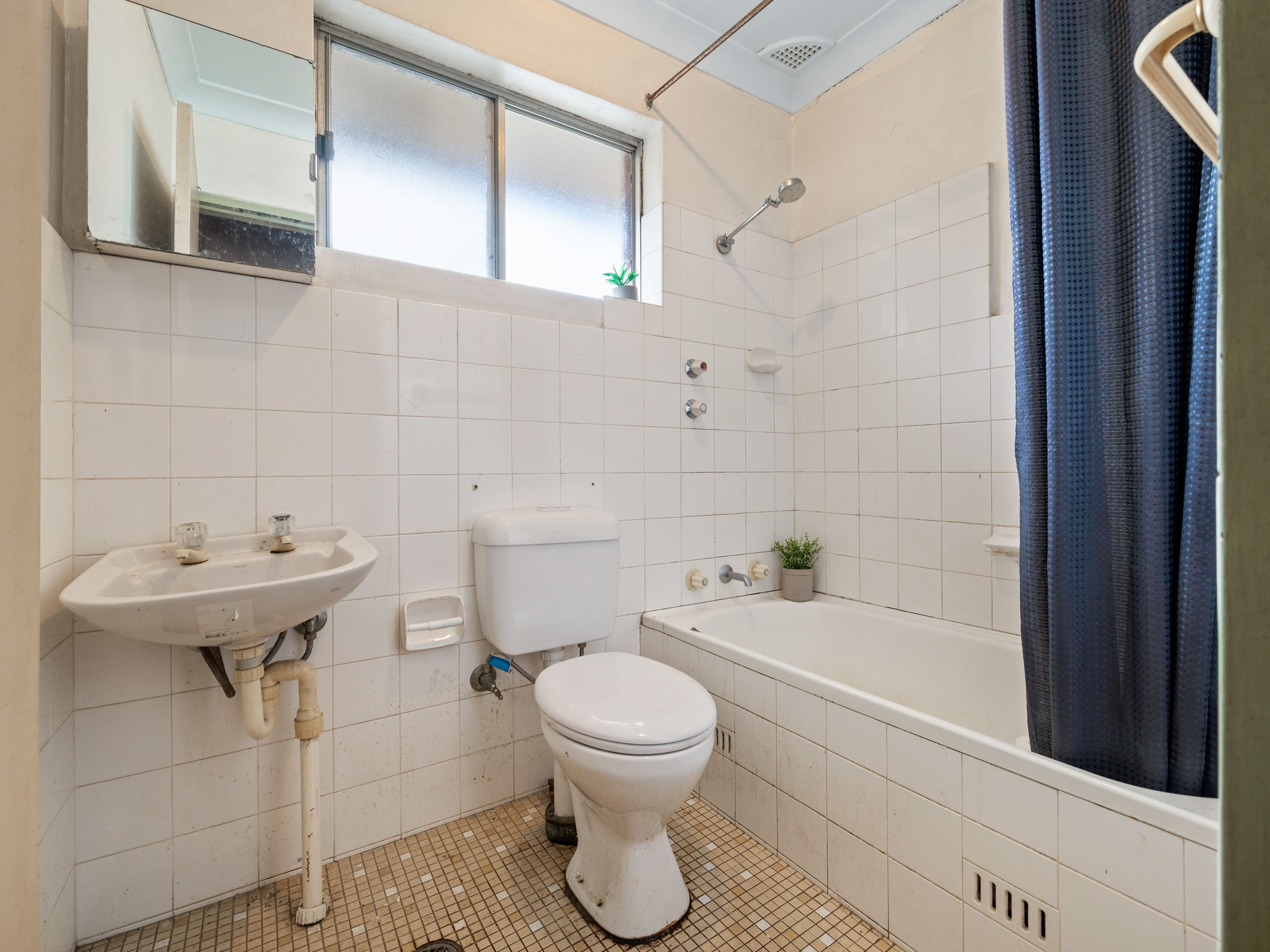 98 Dumaresq Street, Campbelltown NSW 2560, Campbelltown - Thumbnail 8