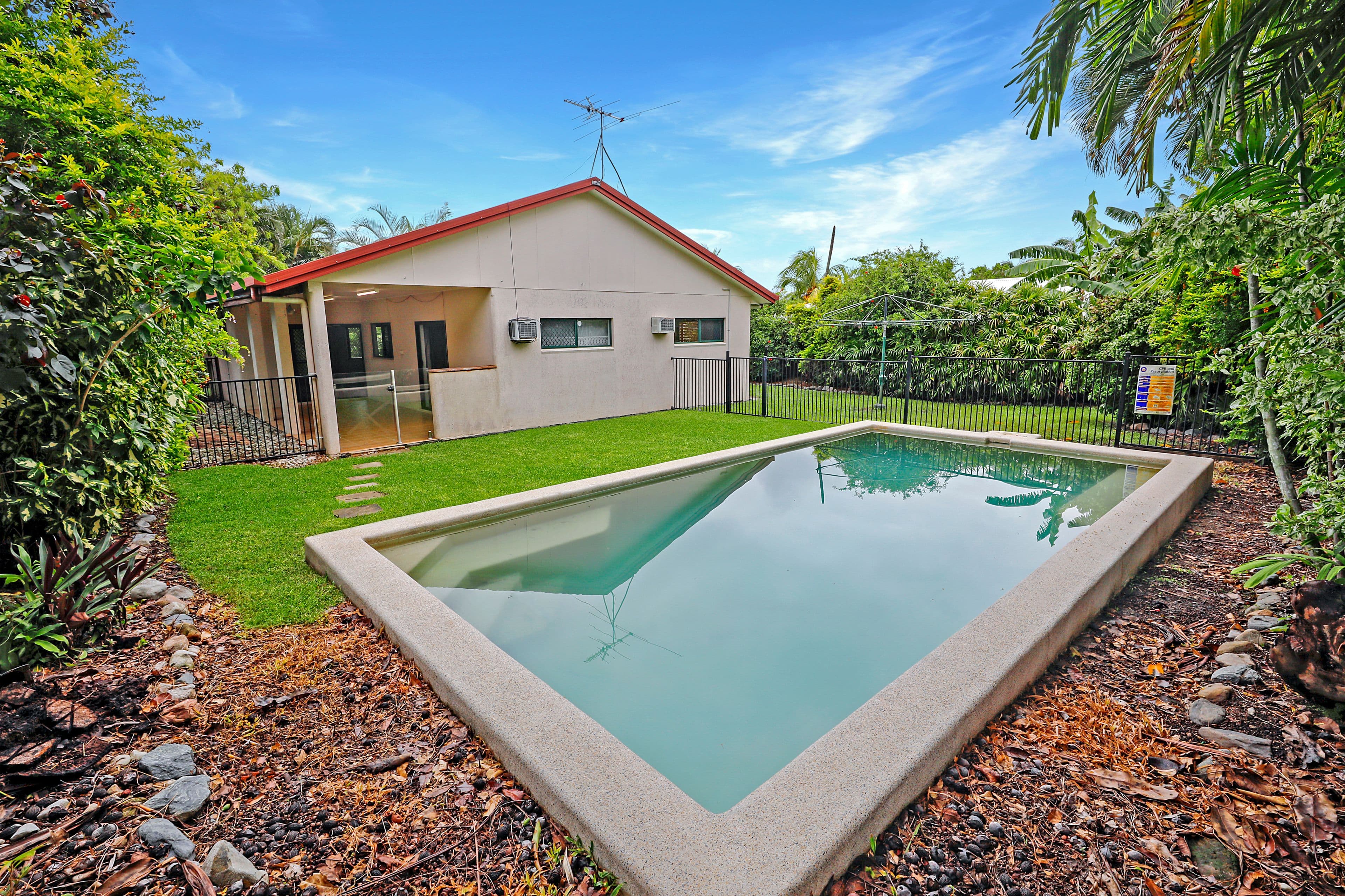11 Dolphin Close, Kewarra Beach QLD 4879, Kewarra Beach - Thumbnail 4
