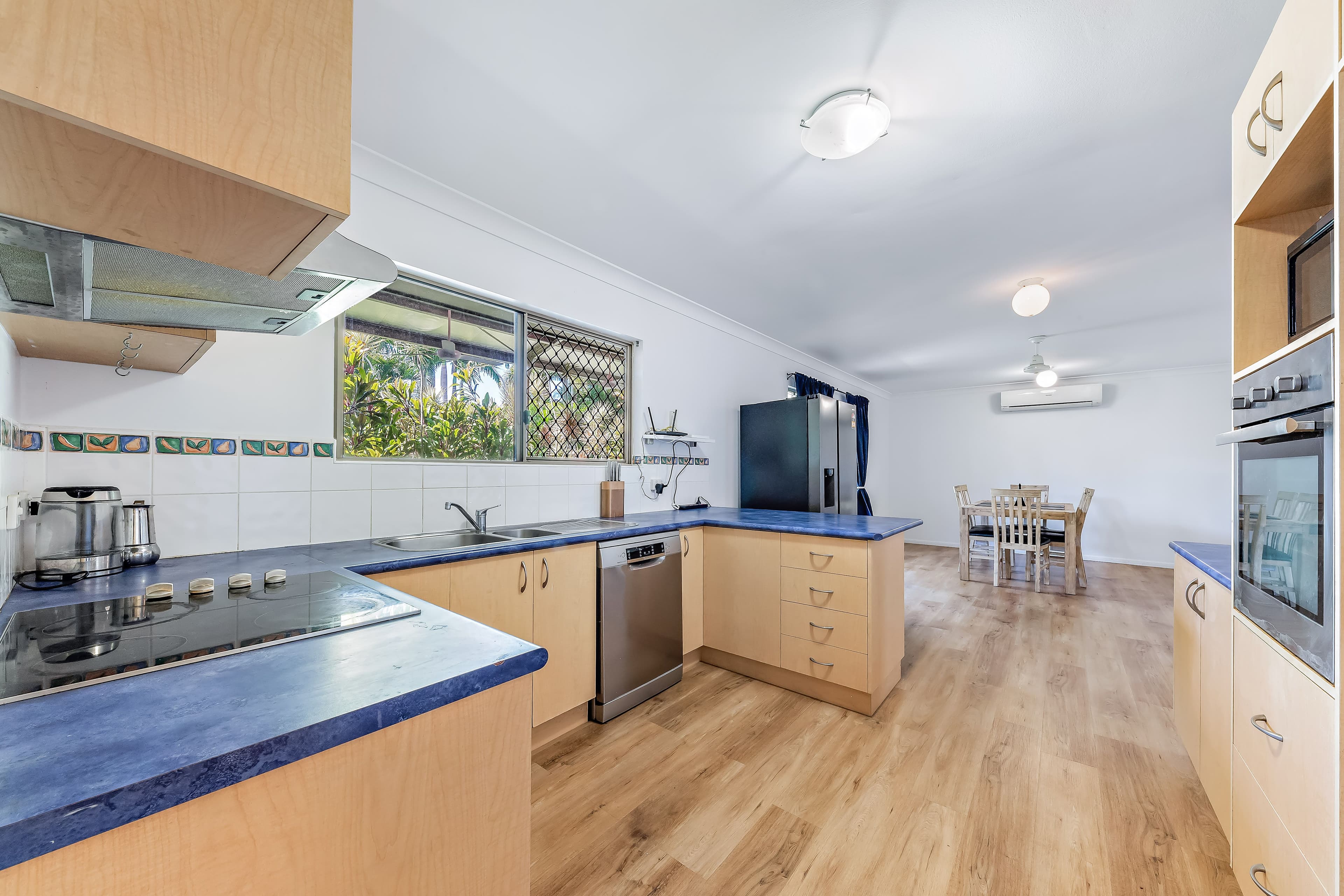 13 Sanctuary Avenue, Jubilee Pocket QLD 4802, Jubilee Pocket - Thumbnail 2