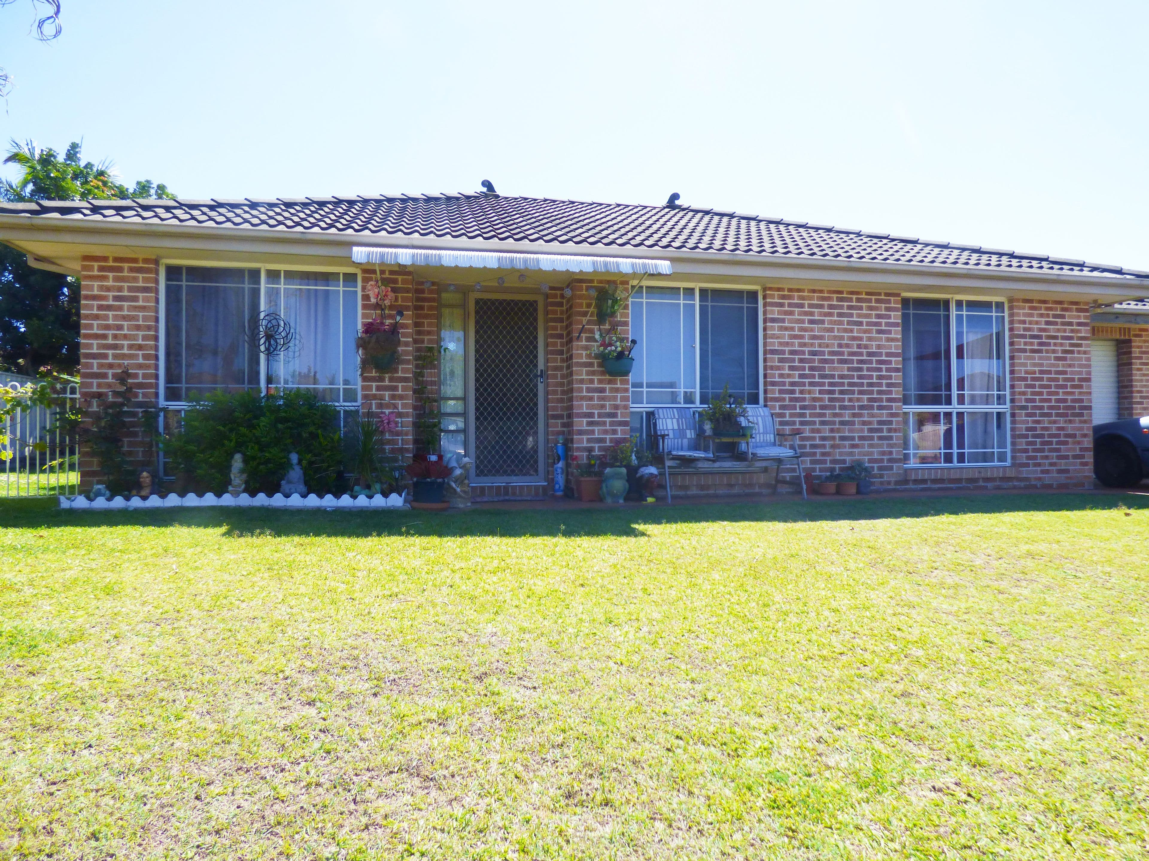 4 Clyde Close, Bateau Bay - Image 1