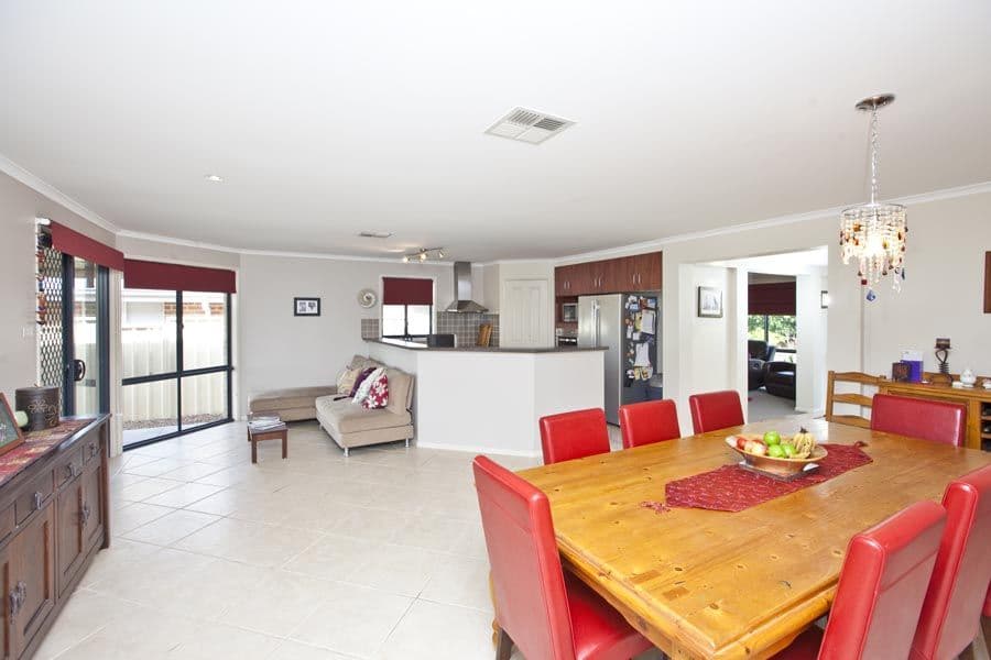 16 Sagittarius Close, ELERMORE VALE NSW 2287, Elermore Vale - Thumbnail 4
