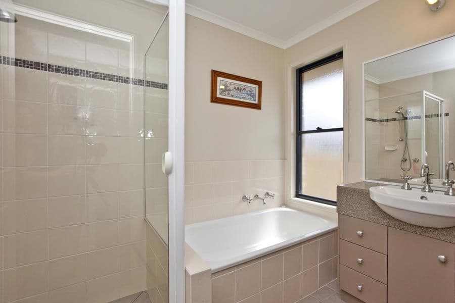16 Sagittarius Close, ELERMORE VALE NSW 2287, Elermore Vale - Thumbnail 5