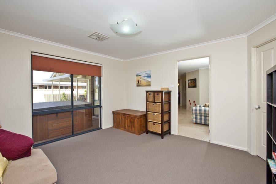 16 Sagittarius Close, ELERMORE VALE NSW 2287, Elermore Vale - Thumbnail 8