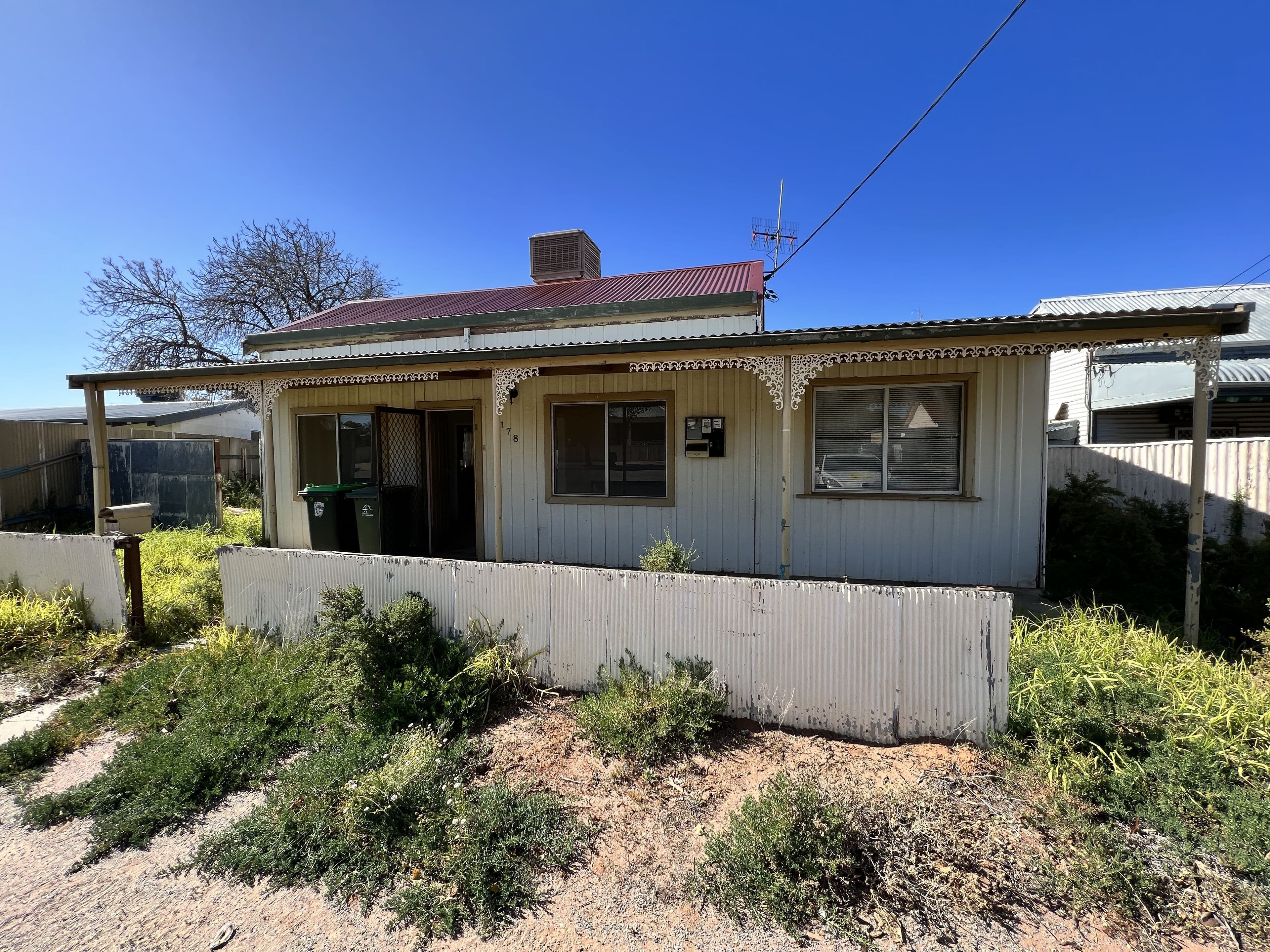7 Racecourse Road, Broken Hill NSW 2880, Broken Hill - Thumbnail 7