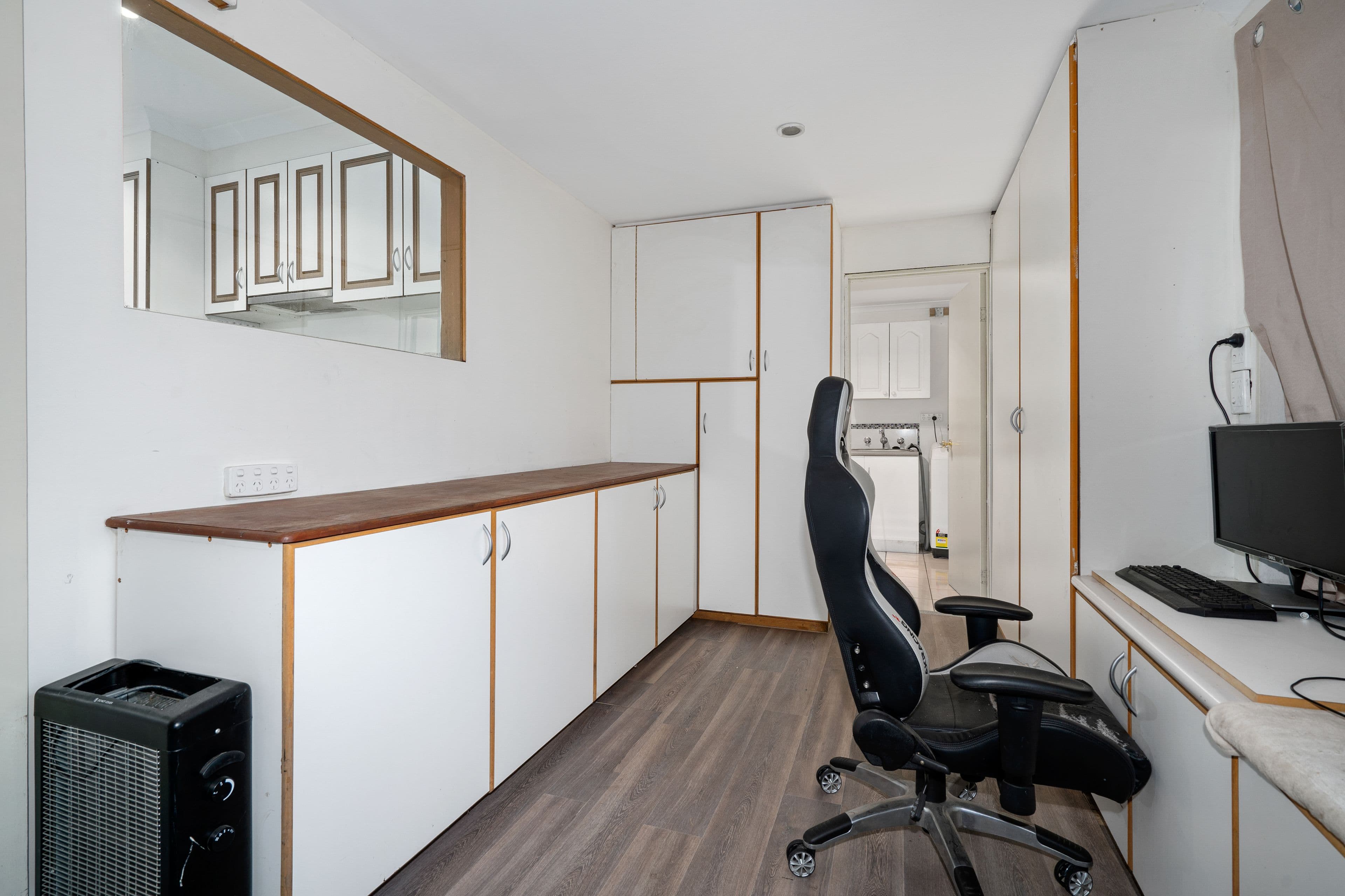 12 Derrick Street, Lalor VIC 3075, Lalor - Thumbnail 4