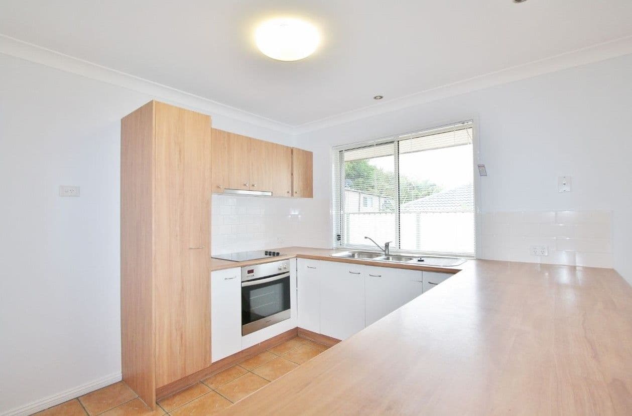 45 Davis Cup, Oxenford QLD 4210, Oxenford - Thumbnail 4