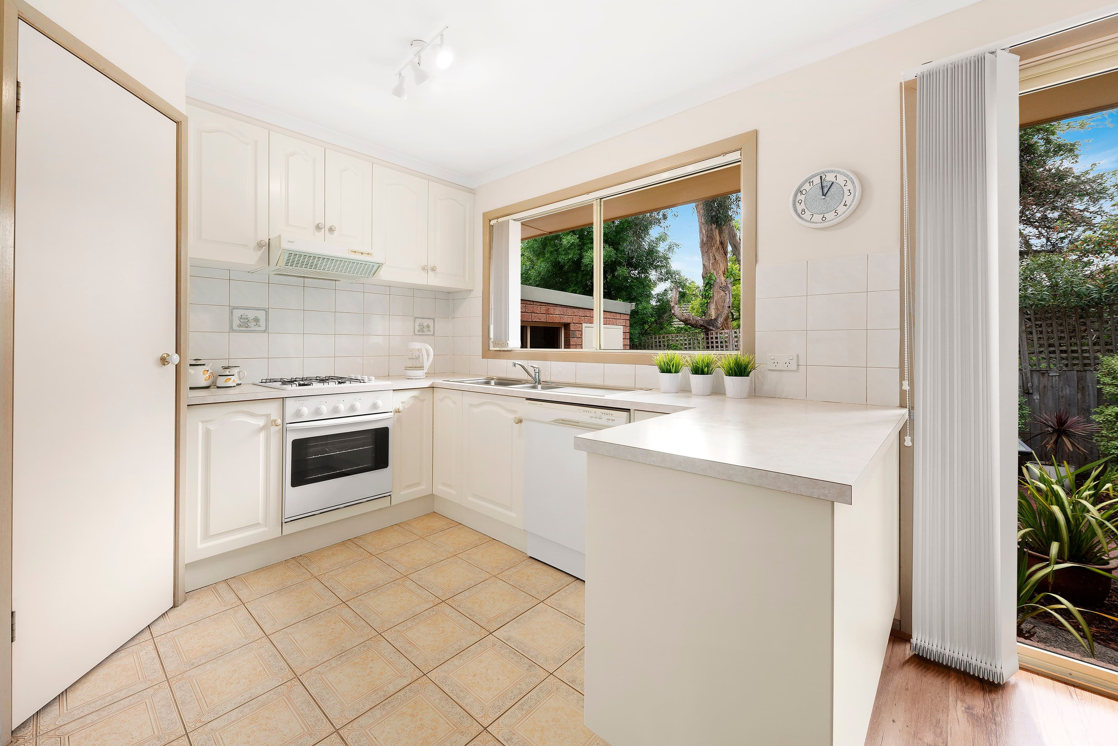 110 Dorset Road, Croydon VIC 3136, Croydon - Thumbnail 4