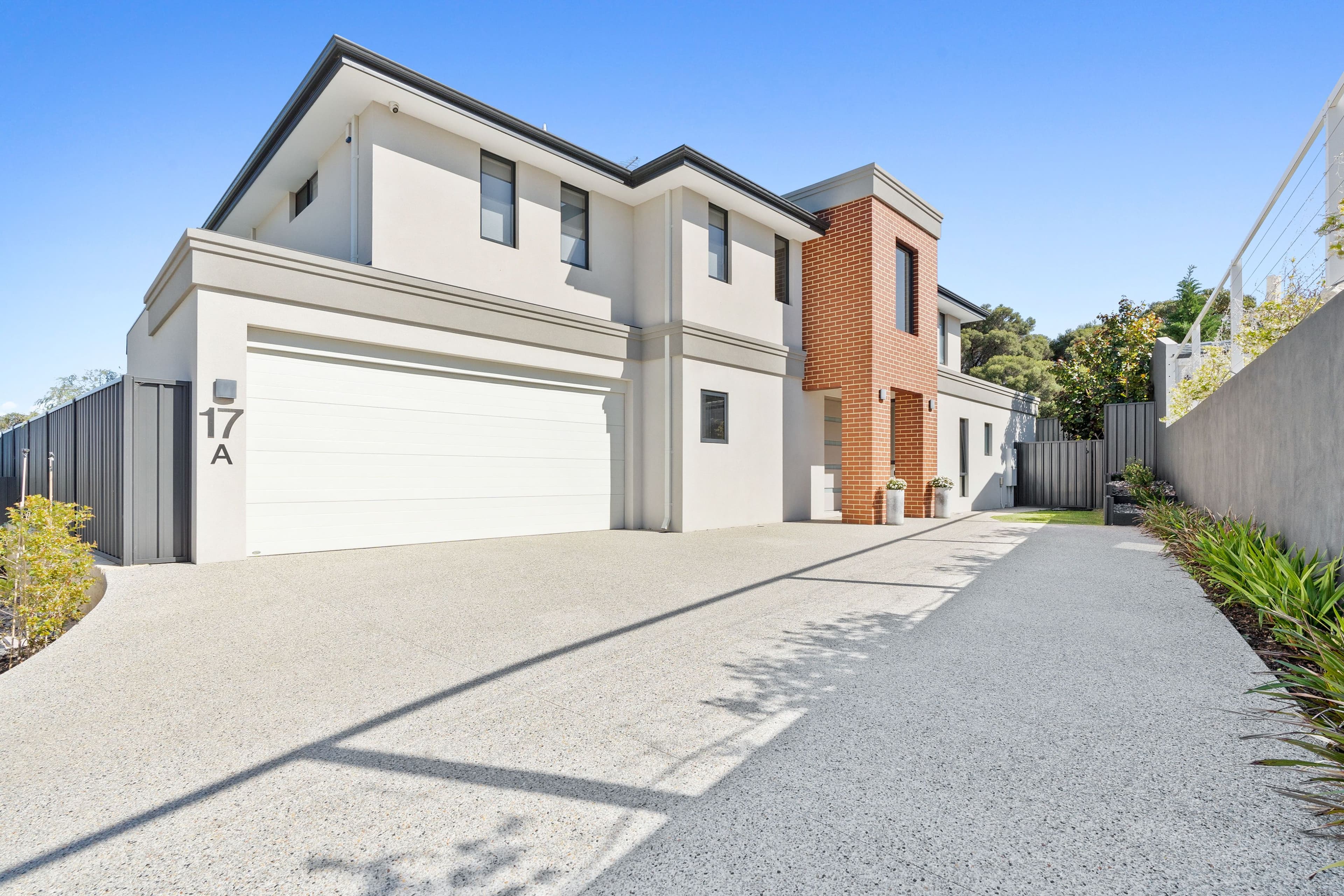 17A Queenscliff Court, Kallaroo WA 6025, Kallaroo - Image 1