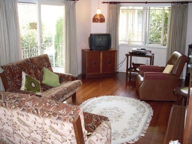 18 Wana Street, SUNNYBANK QLD 4109, Sunnybank - Thumbnail 2