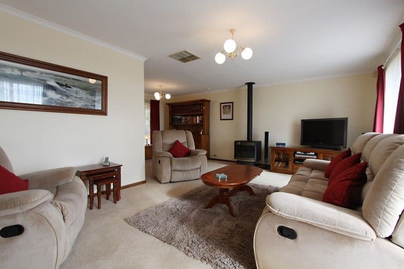 64 Highfield Drive, HILLBANK SA 5112, Hillbank - Thumbnail 2