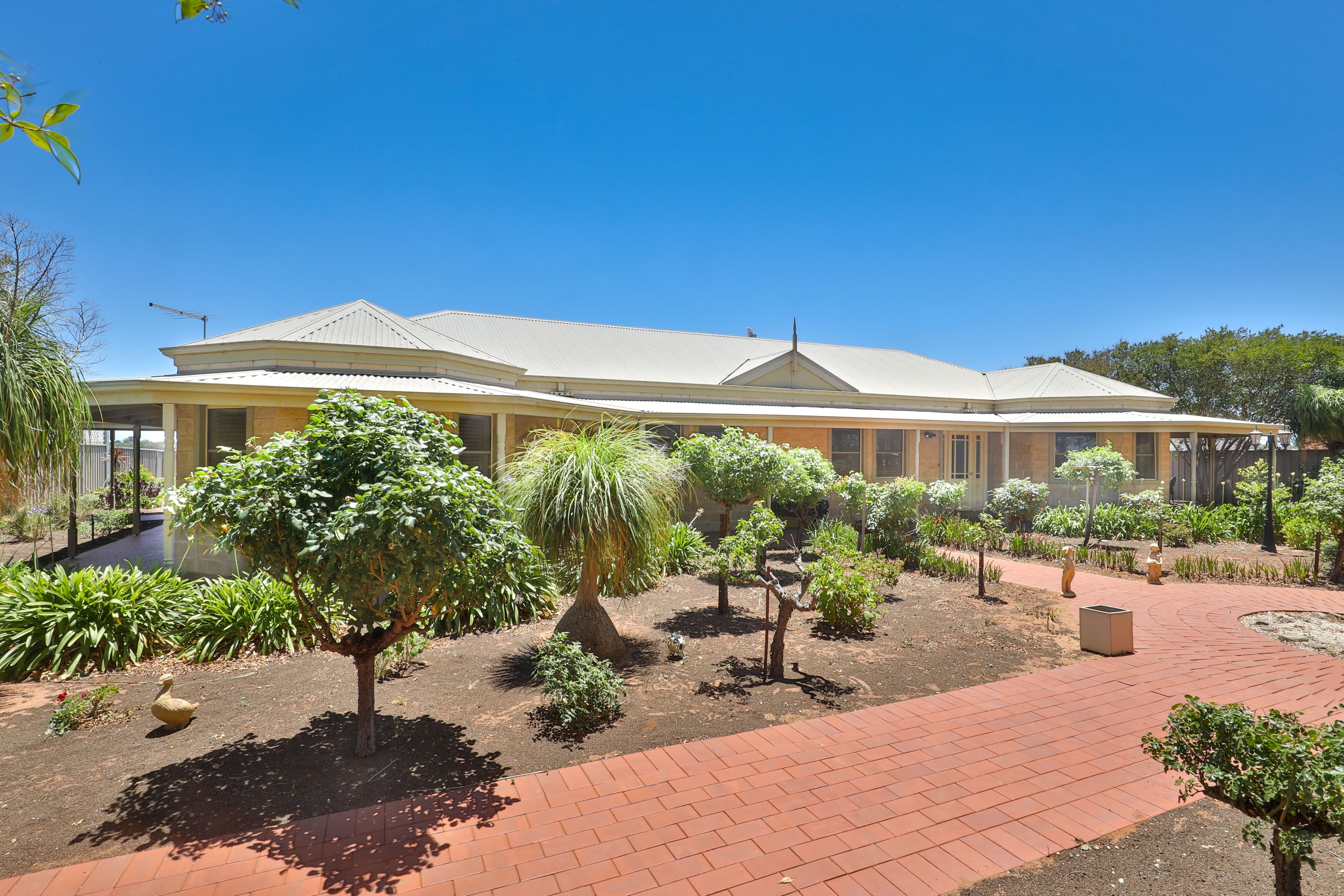 45 Leachs Road, Red Cliffs VIC 3496, Red Cliffs - Thumbnail 3